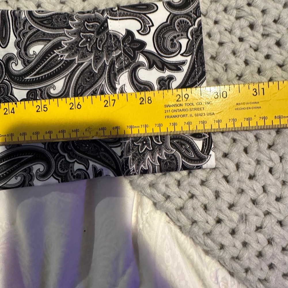 NWT Paisley Nick Graham - Picture 12 of 13